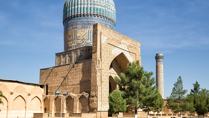 The grandiose ruins of the Bibi-Khanym Mosque in Samarkand, Uzbekistan